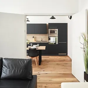 Days - Stylish - Workspace Praga